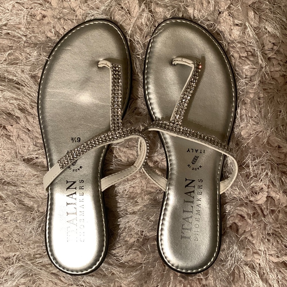 Rhinestone sandals, in like new condition!